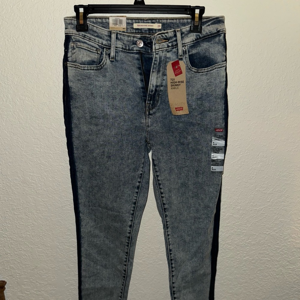 Women’s Levi’s